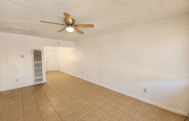2 beds, 1 bath, 700 sqft, $1,050, Unit 1815-2