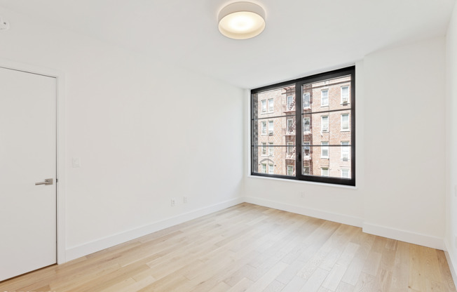 264 WEBSTER AVE