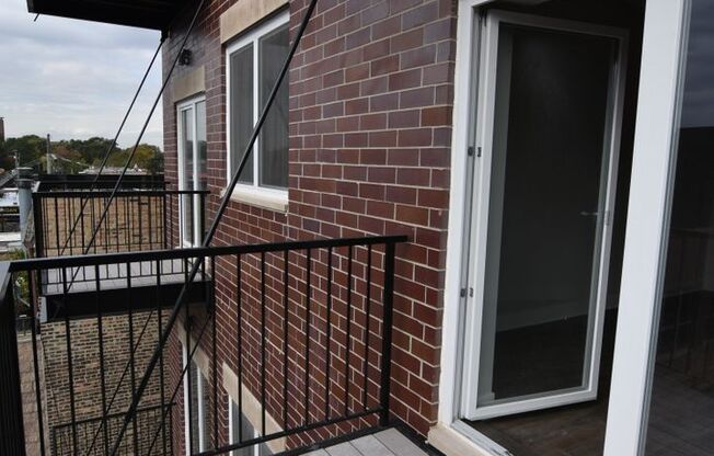 1 bed, 1 bath, 725 sqft, $2,750, Unit 927-503