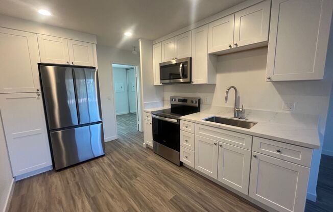 1 bed, 1 bath, $2,600, Unit 21