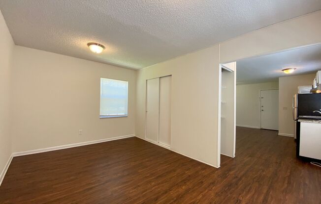 1 bed, 1 bath, $1,150, Unit P1: Piazza Park #5258-A