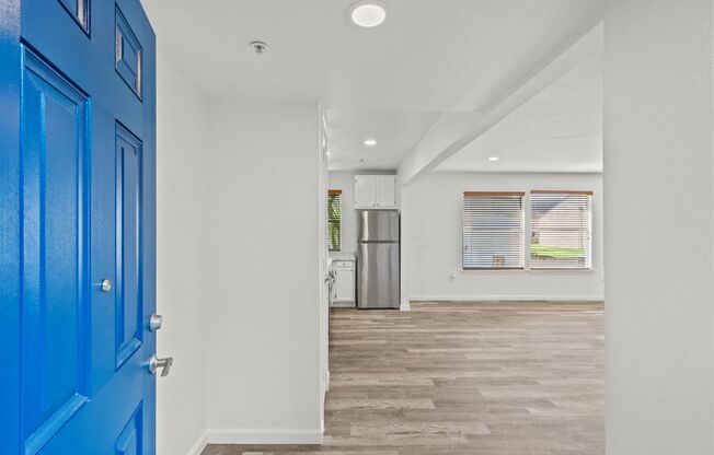 1 bed, 1 bath, 595 sqft, $1,350, Unit #163