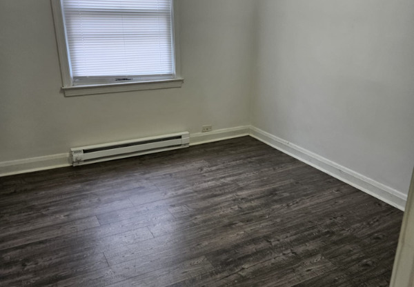 1310 DARTMOUTH AVE