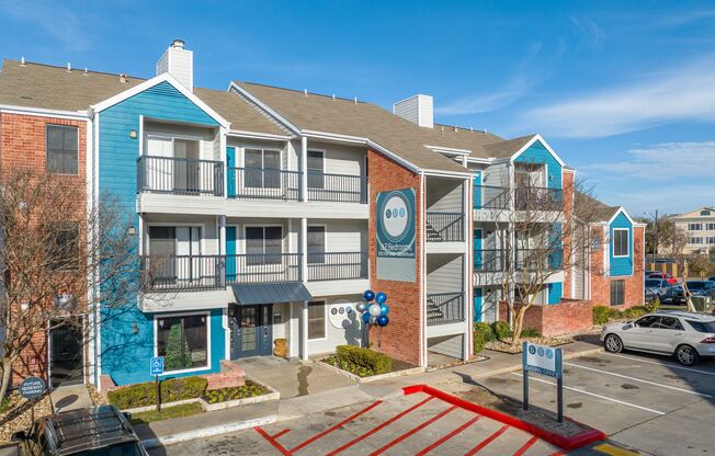 1 bed, 1 bath, 613 sqft, $1,074, Unit 9303
