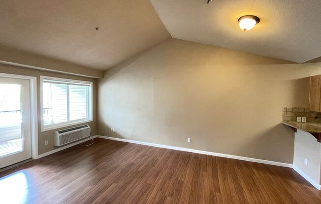 Promenade Condo