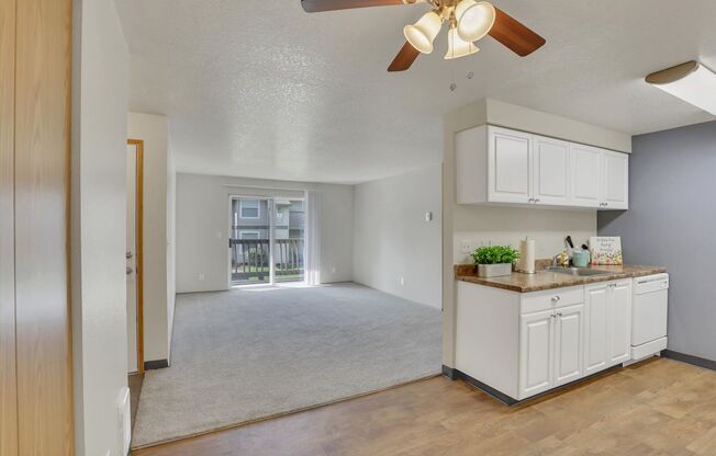 2 beds, 2 baths, 900 sqft, $1,849, Unit 7939