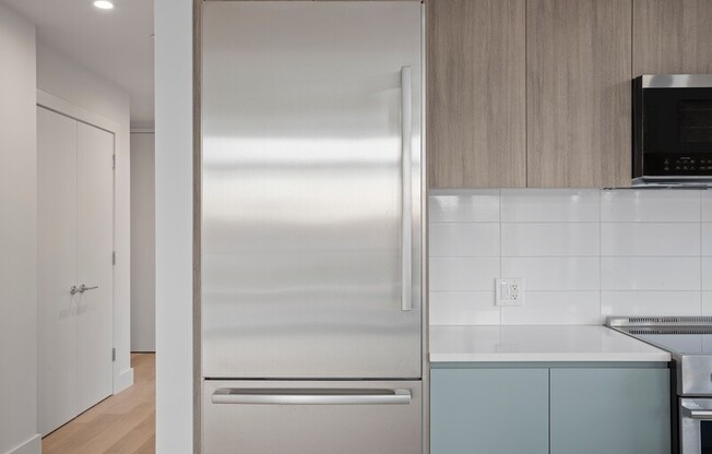 1 bed, 1 bath, $3,995, Unit 5C