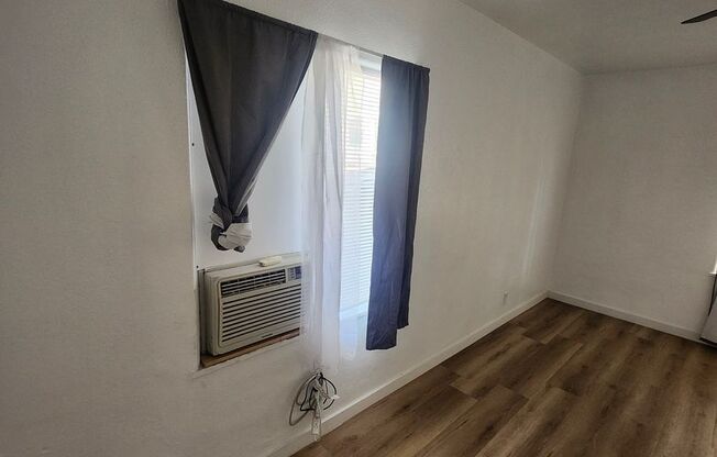 1 bed, 1 bath, $1,750, Unit 547