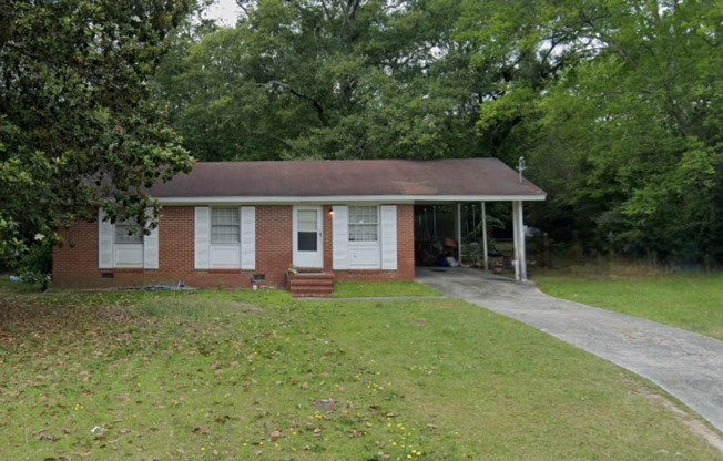 Charming 3-Bedroom Home with Modern Features - Move in by 10/30/24 and get $100 GC