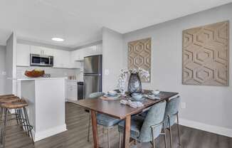 Premier @ City Line Dinette