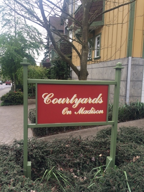 Courtyards Condominium unit in Town