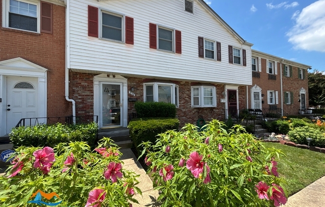 5138 CLACTON AVE