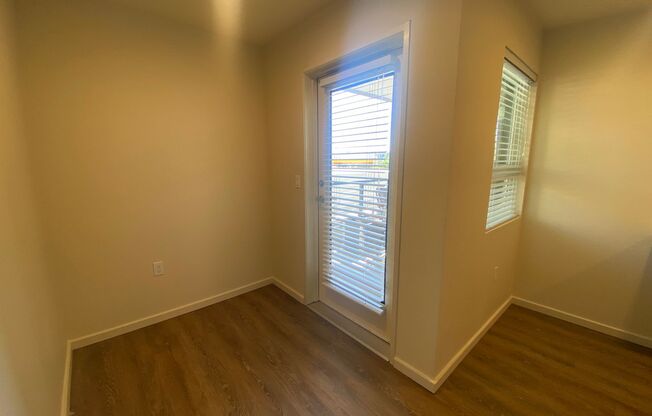 Studio, 1 bath, 175 sqft, $1,250, Unit 214