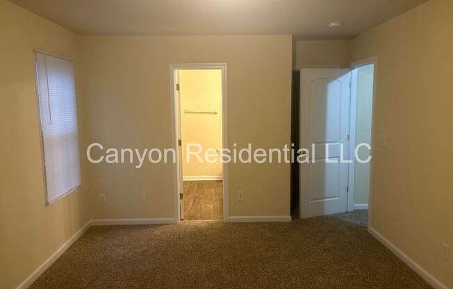 3 beds, 2.5 baths, $1,750