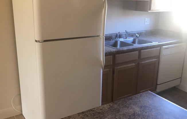 2 beds, 2 baths, $1,398