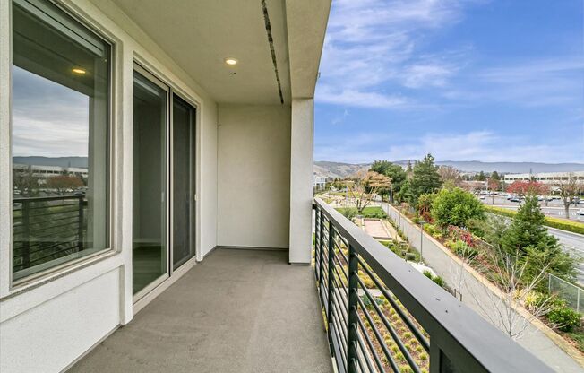 Modern 4-Bedroom Home with Luxury Features in San Jose
