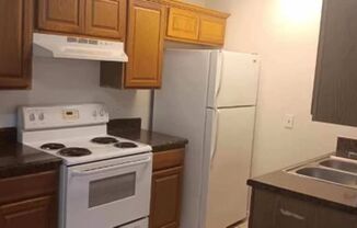 1 bed, 1 bath, $575, Unit 12