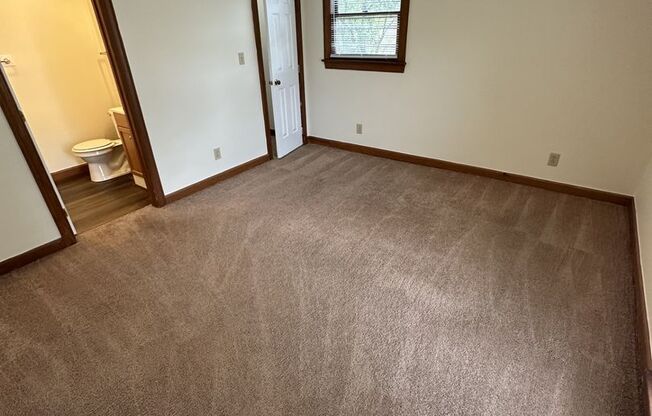 1 Bedroom 1 Bathroom Condo!