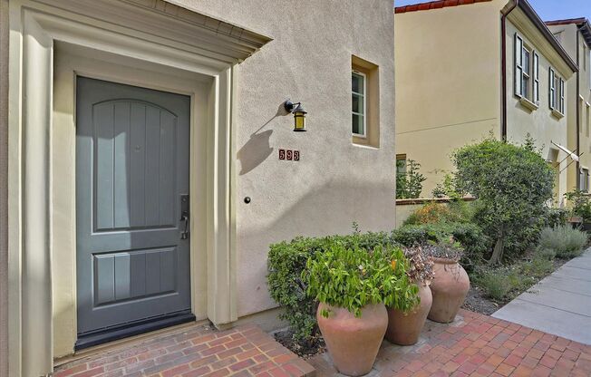 For Rent: Spacious 4BR/3.5BA Newer Home in Fremont Irvington area