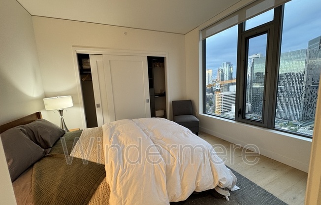 2510 6th Ave Unit # 1006