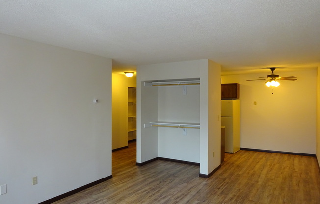 26 - 629 E 15th