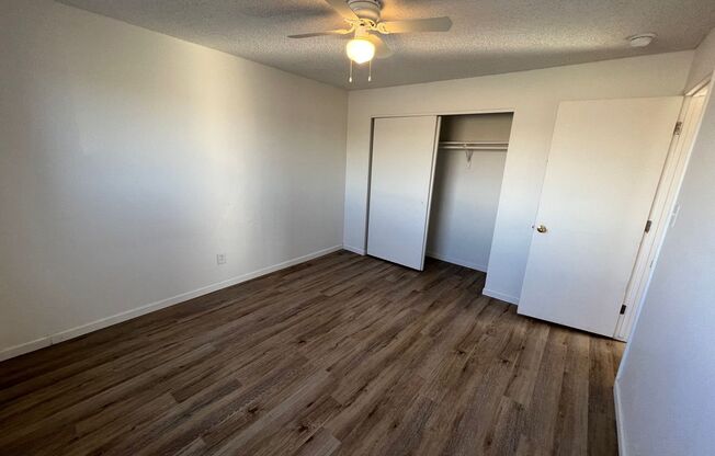 2 beds, 1 bath, $1,550, Unit 10