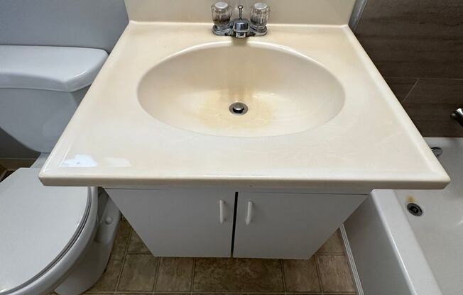 1 bed, 1 bath, 550 sqft, $2,300, Unit 4