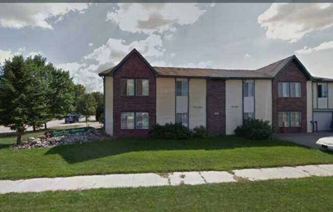 Stuart Street Apartments