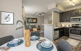 Fully Equipped Kitchens And Dining at Somerfield at Lakeside Apartments, California