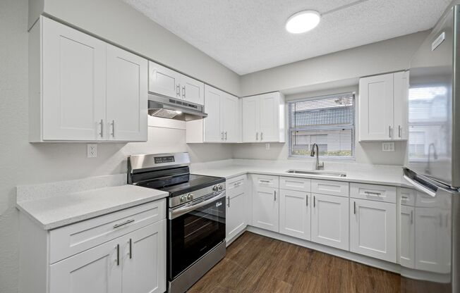 2 beds, 1 bath, 850 sqft, $1,600, Unit D307