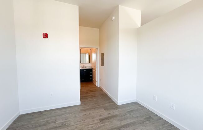 1 bed, 1 bath, 538 sqft, $1,095, Unit 406