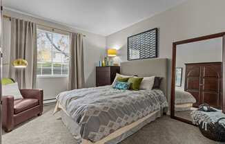 Keeler's Corner Apartments in Lynnwood, Washington Model Bedroom