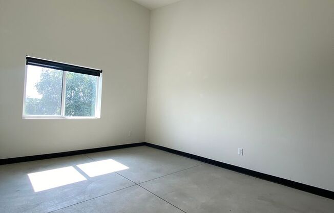 1 bed, 1 bath, 700 sqft, $1,295, Unit Unit 404