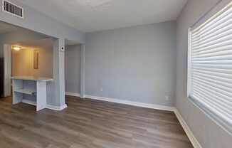 2 beds, 1 bath, 700 sqft, $850, Unit 831 Minnie Street