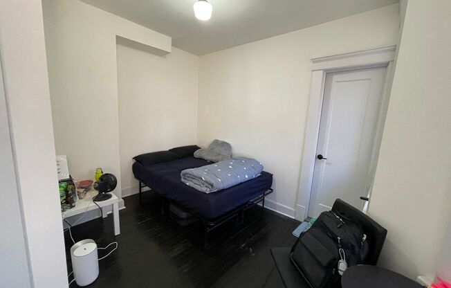 3 beds, 2 baths, 736 sqft, $2,995, Unit 51