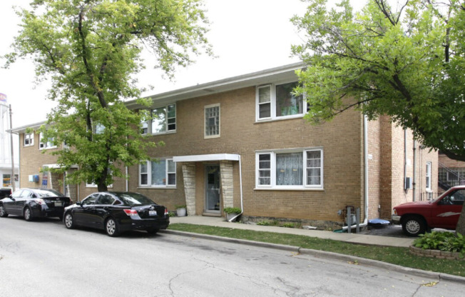 9521 FRANKLIN AVE
