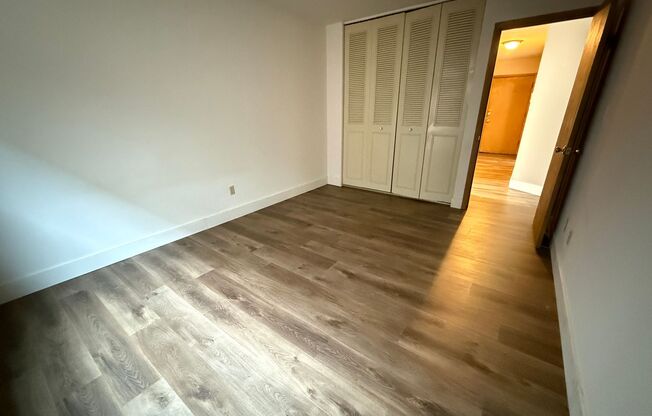 1 bed, 1 bath, $1,095, Unit 103