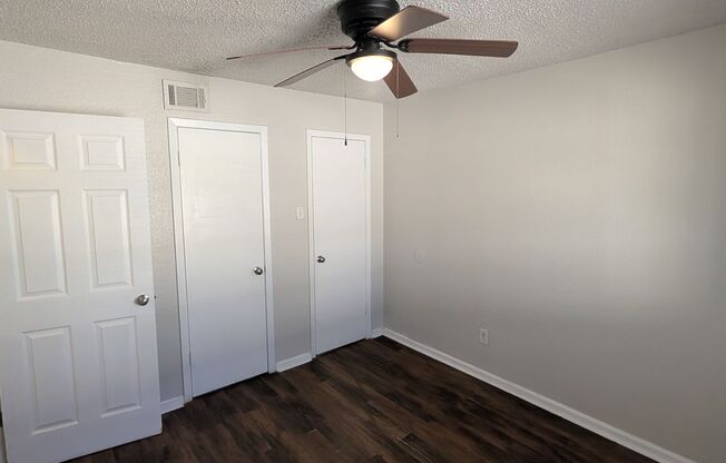 2 beds, 1 bath, 638 sqft, $708, Unit Whispering Hills 213