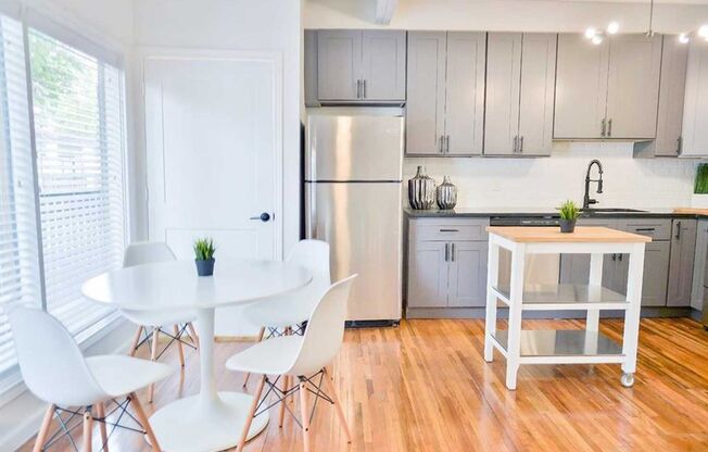 1 bed, 1 bath, 700 sqft, $1,345, Unit 224