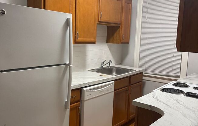 1 bed, 1 bath, 375 sqft, $1,275, Unit 3B
