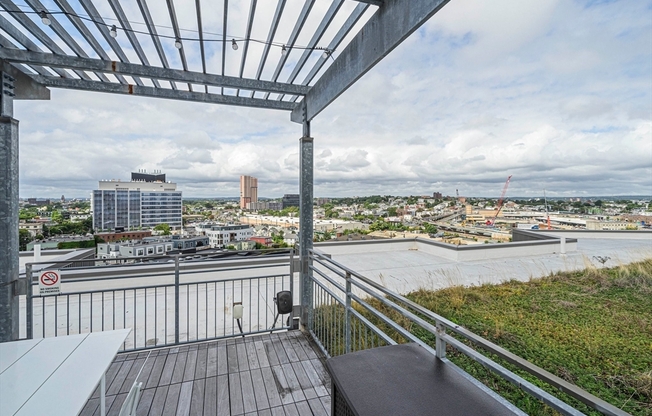 2 beds, 2 baths, 1,440 sqft, $4,000, Unit 508