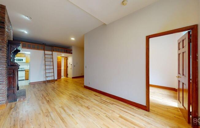 70 W 87 ST