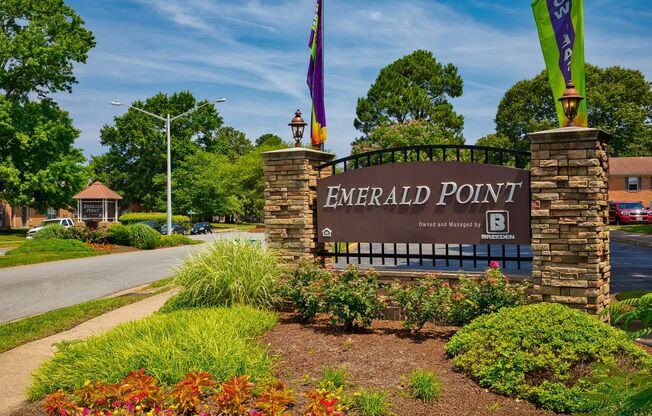 Emerald Point Apartments & Townhomes