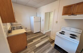 2 beds, 1 bath, $1,075, Unit 1