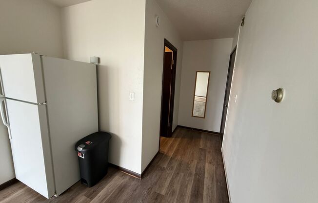 Studio, 1 bath, $695, Unit 410