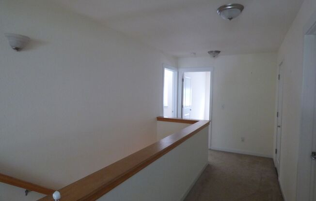 3 beds, 2.5 baths, $2,495, Unit #73