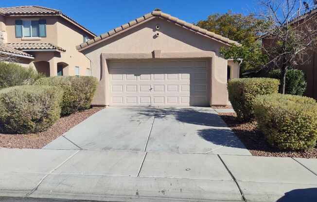 A Very nice and Clean Single Story Home in Summerlin