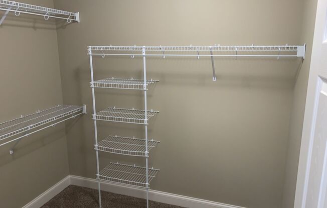 1 bed, 1 bath, 867 sqft, $1,150, Unit 503