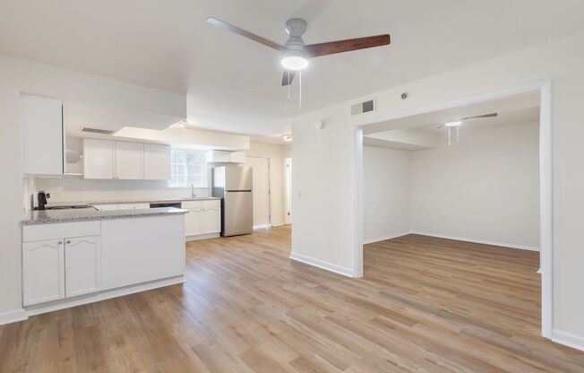 Fully Renovated 1/1 Unit Minutes From Life University and Chattahoochee Tech!
