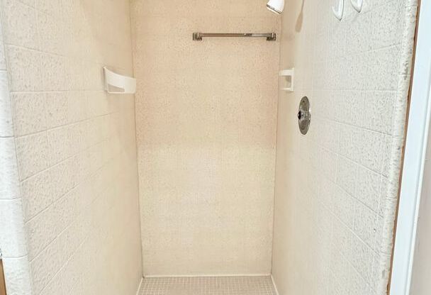 Studio, 1 bath, $1,550